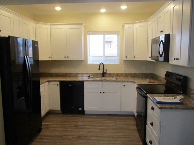 Building Photo - 133 N 900 W