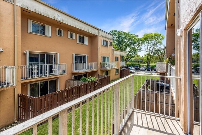 Building Photo - 14905 SW 80th St