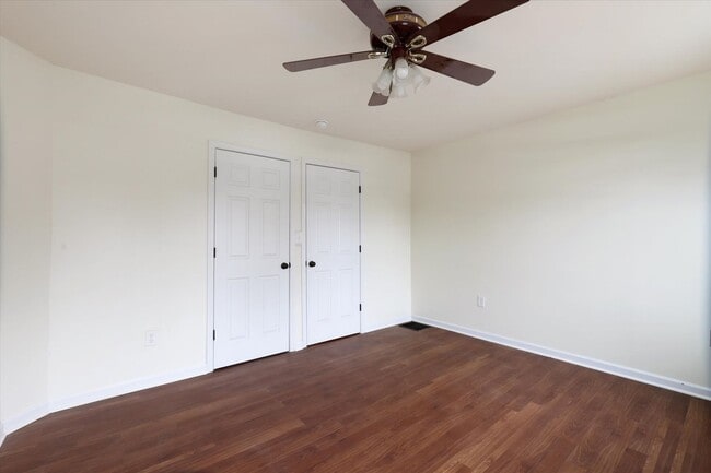 Building Photo - Coming Soon Spacious Four Bedroom Beauty L...