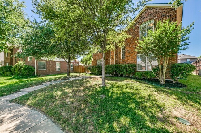 Building Photo - 9121 Portage Ln