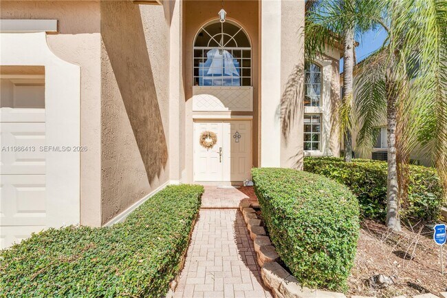 Building Photo - 2126 NE 38th Rd