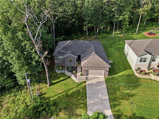 Building Photo - 8 Leyland Dr