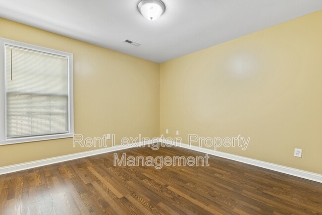 Building Photo - 4464 Stuart Hall Blvd