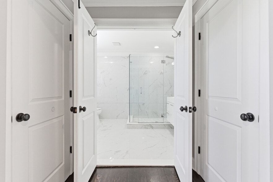 Building Photo - 54 Lawton Ave