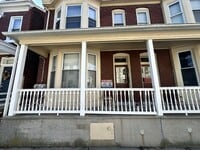 Building Photo - 816 Church St