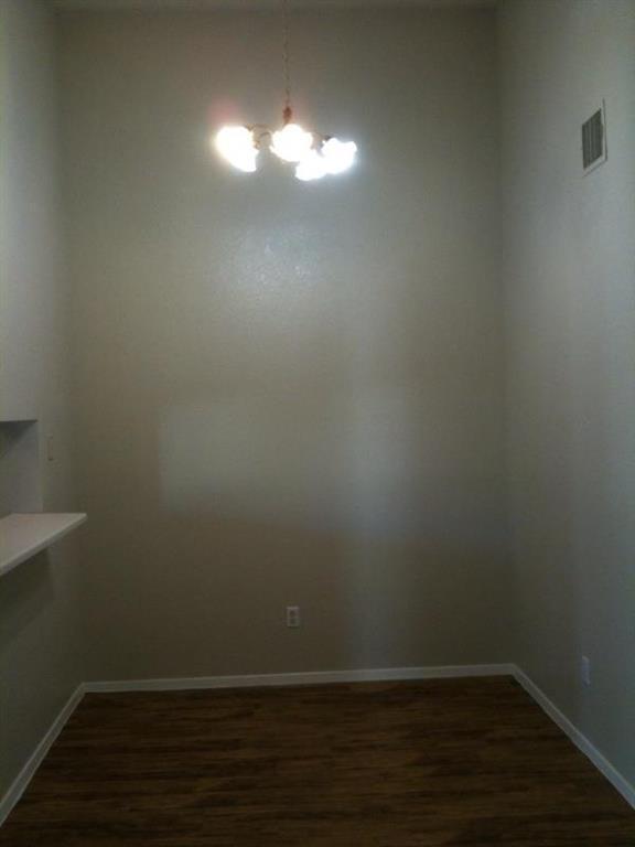 Building Photo - 12311 Dellrey Dr