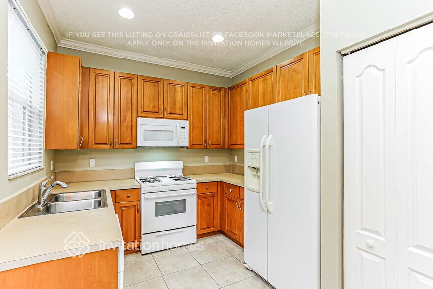 Building Photo - 10368 Olde Clydesdale Cir