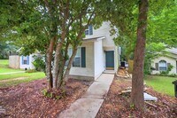 Building Photo - 3001 Oak Park Ct