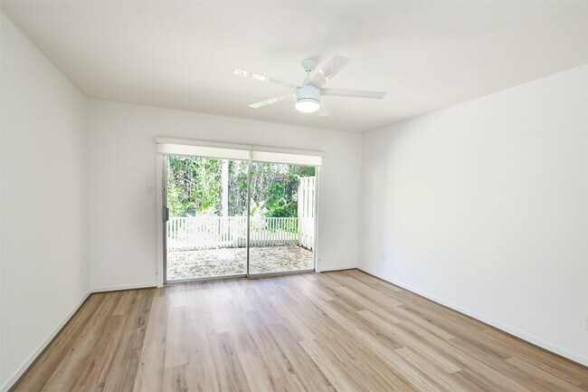 Building Photo - 2302 W Settler's Way