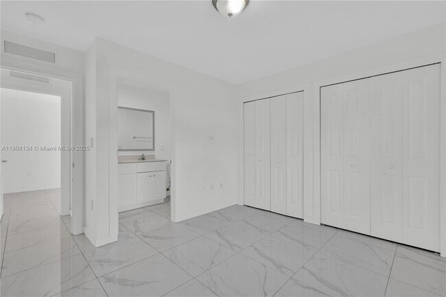 Building Photo - 2490 NW 44th St