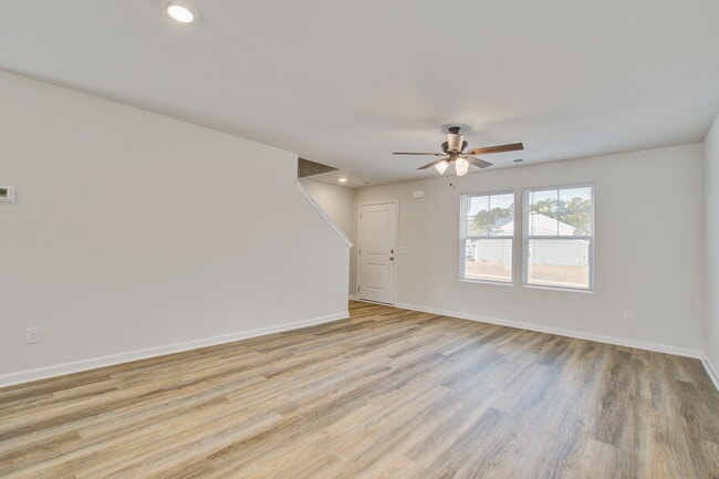 Building Photo - 4111 Rising Tide Dr