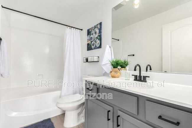 Building Photo - 1519 W Nancy Ln