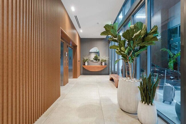 Building Photo - 239 SW 9th St