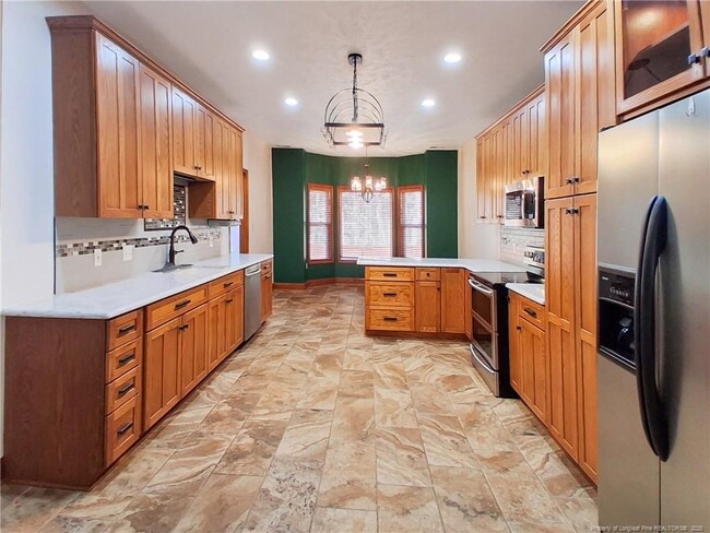 Building Photo - 9310 Creek Path Pl