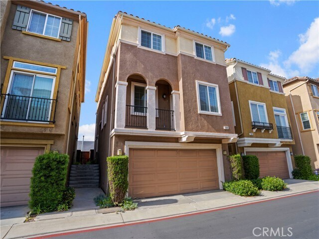 Building Photo - 1309 Songbird Way