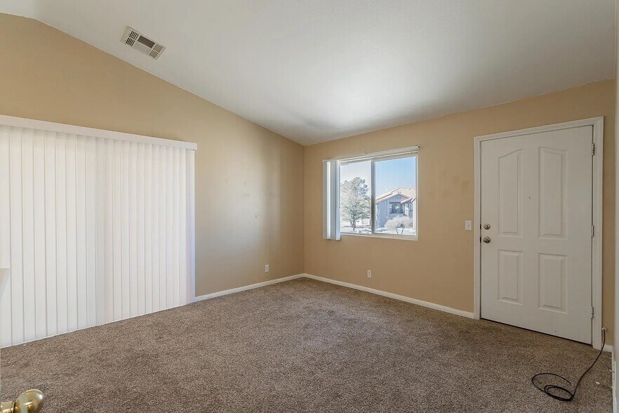 Building Photo - 1888 Big Horn St