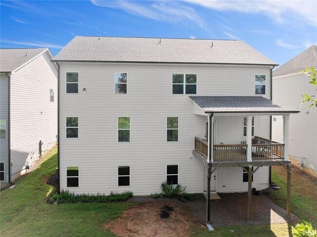 Building Photo - 4656 Silver Oak Dr SW