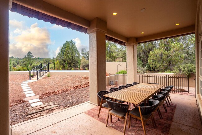 Building Photo - 36 W Dove Wing Dr