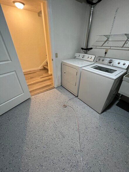 Building Photo - 2869 Cimarron Trl