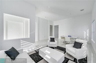 Building Photo - 4919 Frattina St.