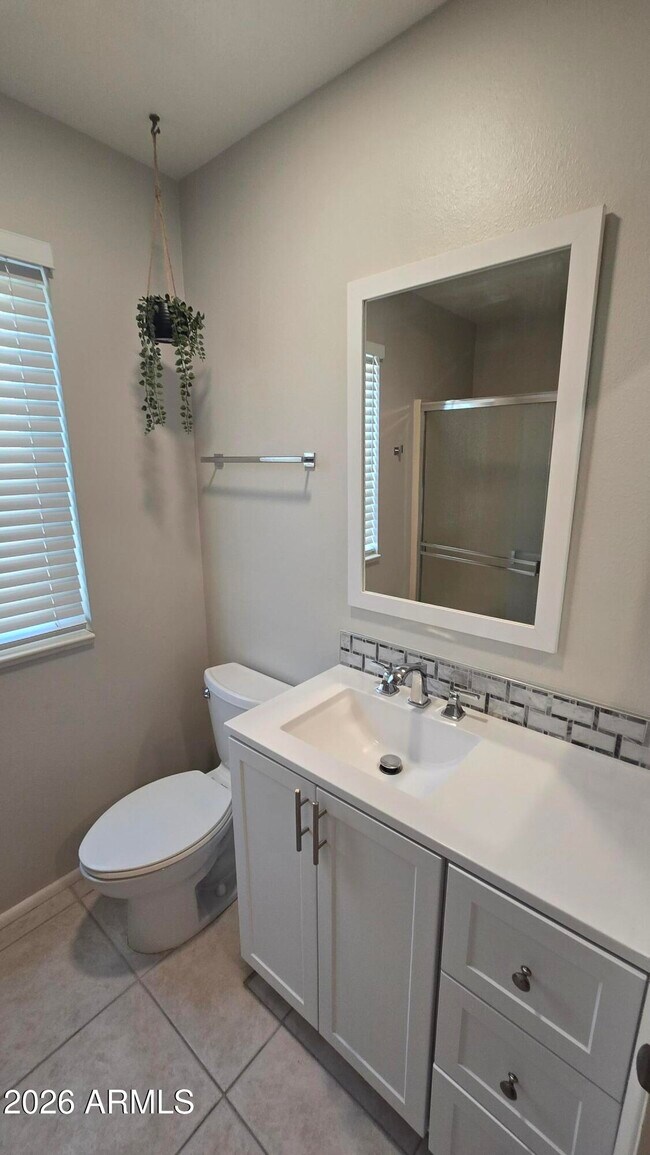 Building Photo - 10715 W Tropicana Cir