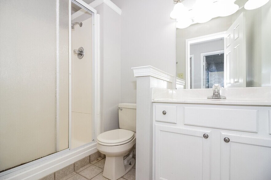 Building Photo - 7899 Brady Creek Cove