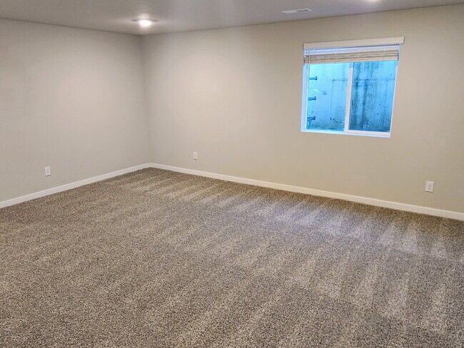 Building Photo - 2124 NW 44th St