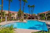 Building Photo - 2 Bedroom/2 Bathroom Condo in Quiet Gated ...