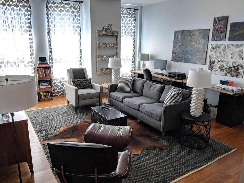 Unit #3B - 124 S Main St