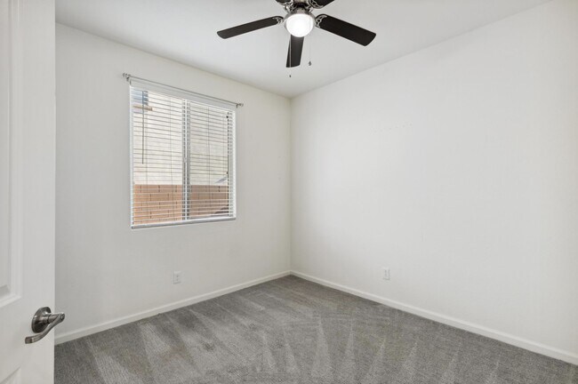 Building Photo - 4527 Volt Ln