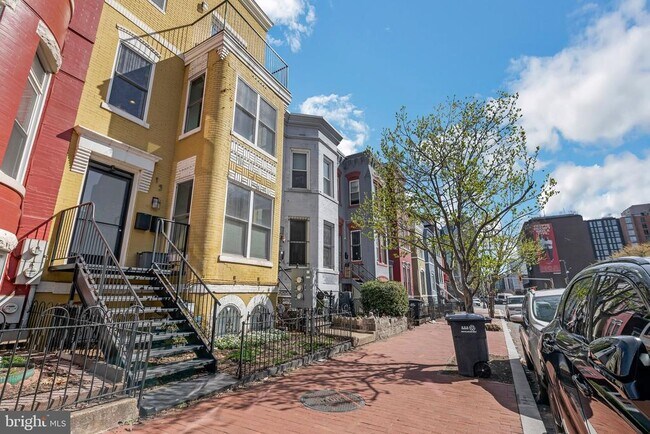 Building Photo - 15 N St NW