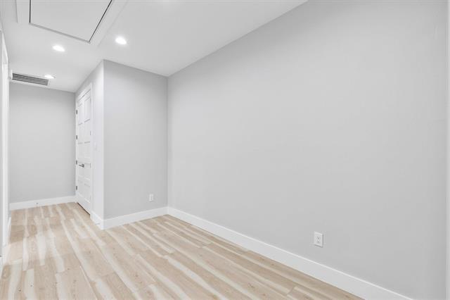 Building Photo - 2611 Sylvan Ave