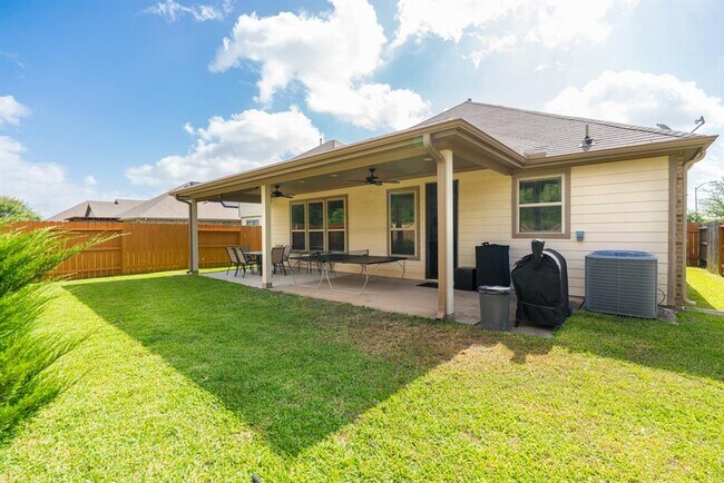 Building Photo - 2907 Coastal Prairie Ln
