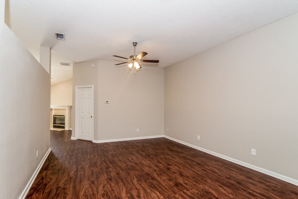 Building Photo - 12561 Brahma Bull Cir W