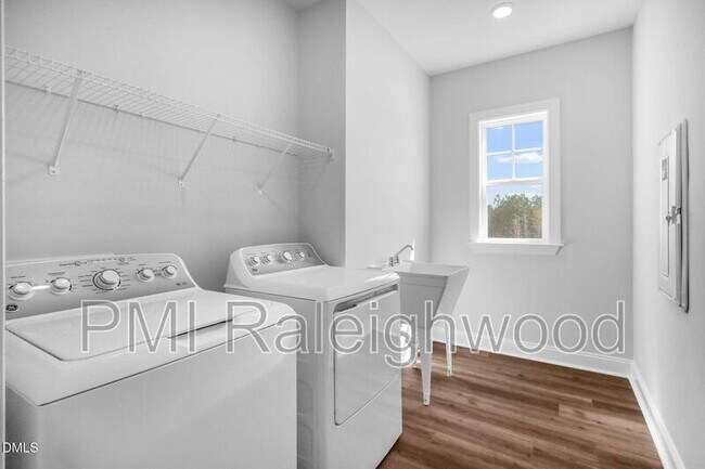 Building Photo - 404 Rolling Pasture Way