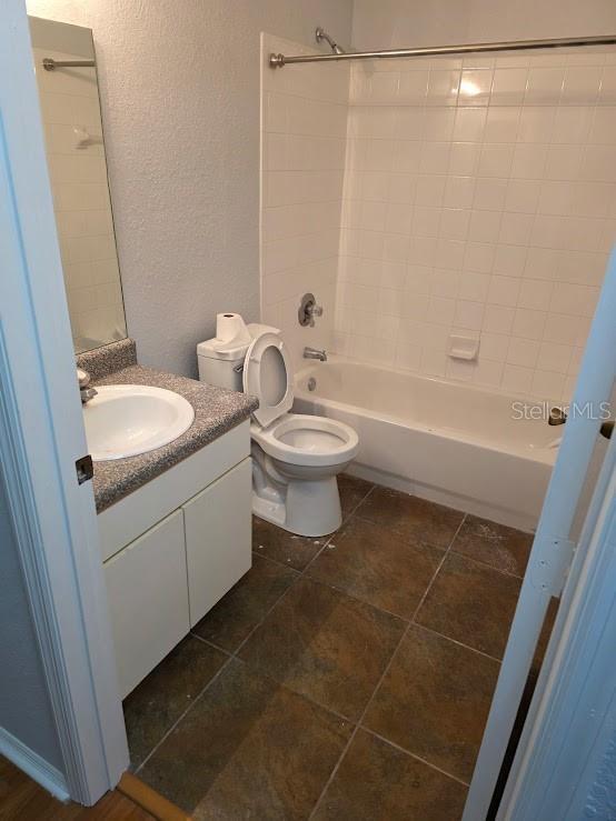 Building Photo - 16413 Enclave Village Dr