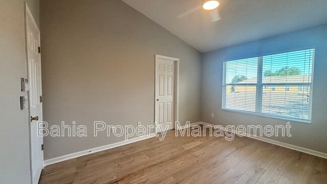 Building Photo - 11838 Deer Path Way
