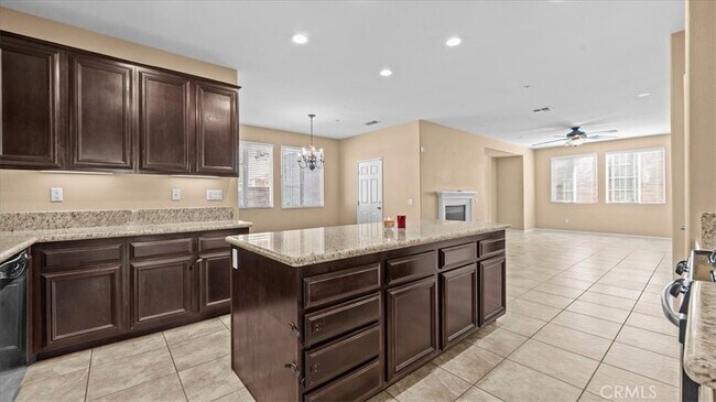 Building Photo - 15876 Parkhouse Dr