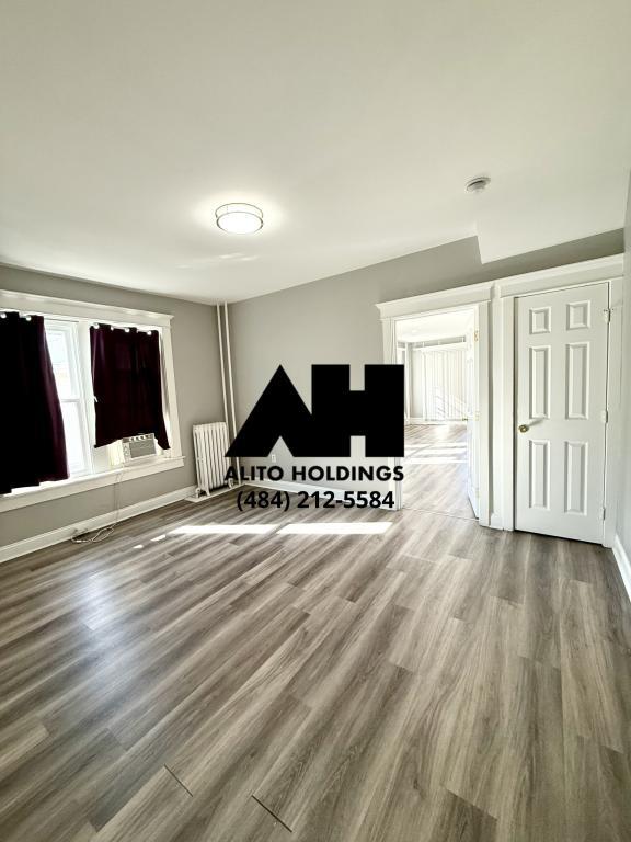 Building Photo - 513 N 11th St