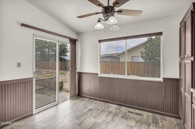 Building Photo - 17575 Parrot Dr