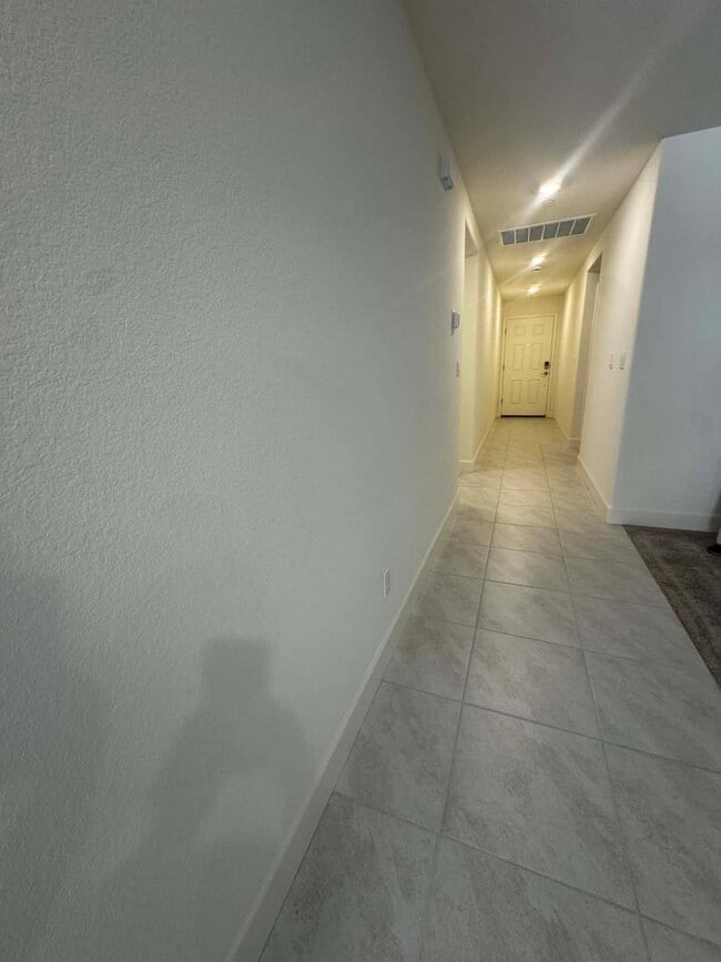 Building Photo - Brand New , Never lived in 3 bed/2 ba home ready MID August!