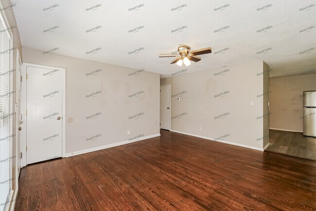 Building Photo - 9524 Ditman Ct