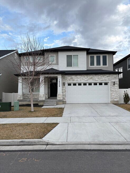 Building Photo - 16329 S Coupler Ln