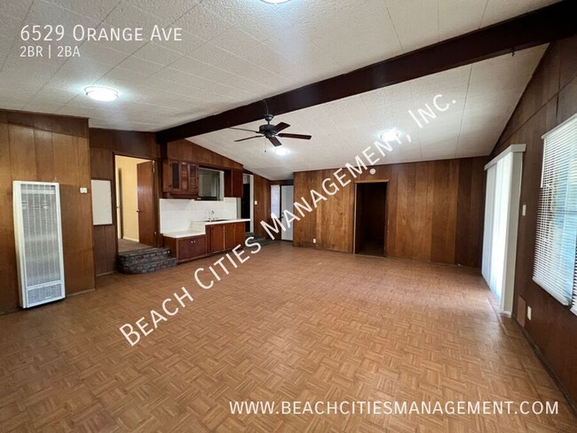 Building Photo - Large 2 Bedroom Home In North Long Beach