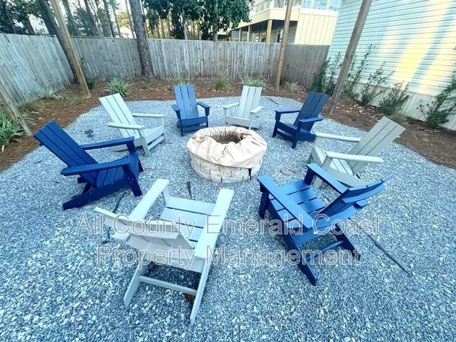 Building Photo - 444 Montigo Ave N