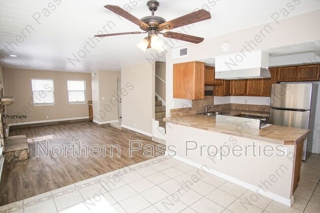 Building Photo - 1582 Bengal Dr