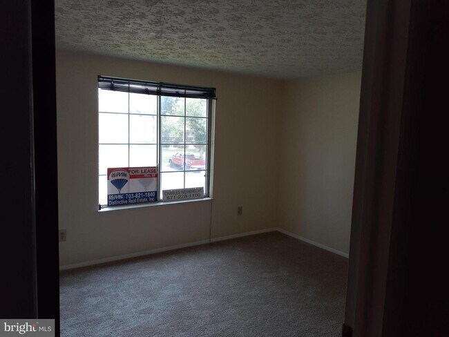 Building Photo - 8380 Brockham Dr