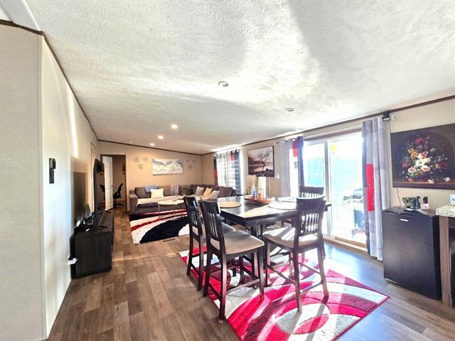 Building Photo - 115 Private Rd 172