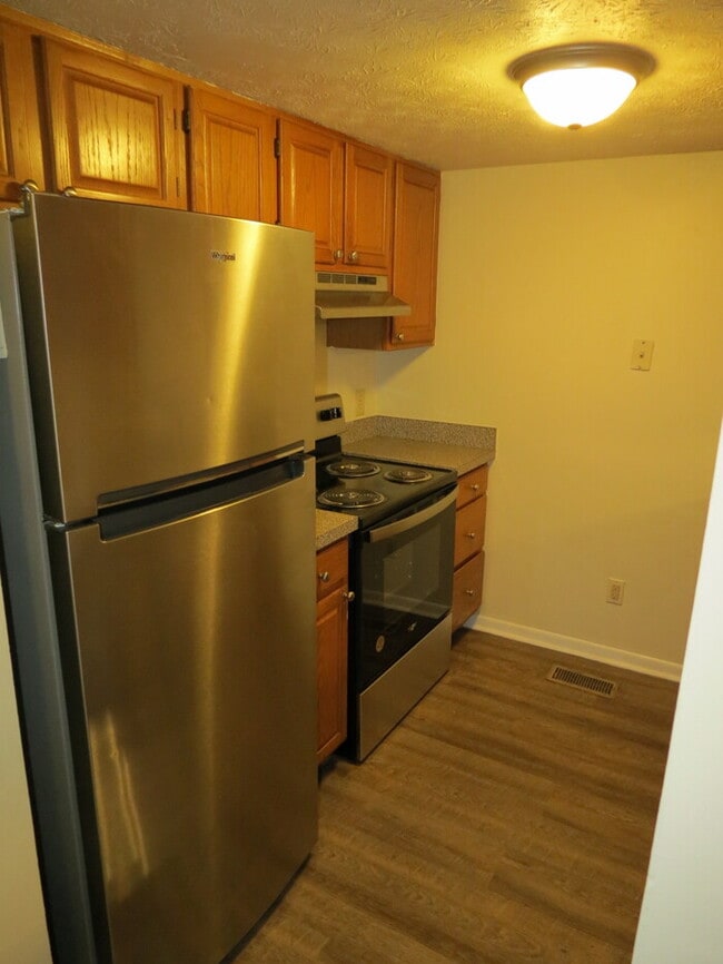 Building Photo - 2269 Hughey Dr