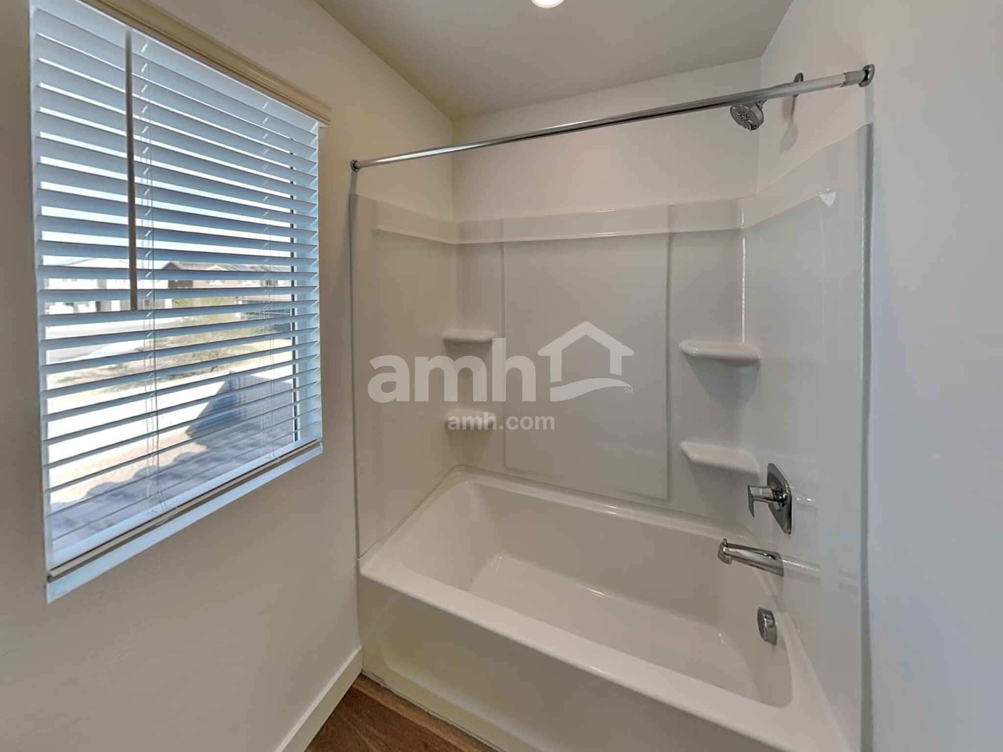 Building Photo - 20177 W Thomas Rd